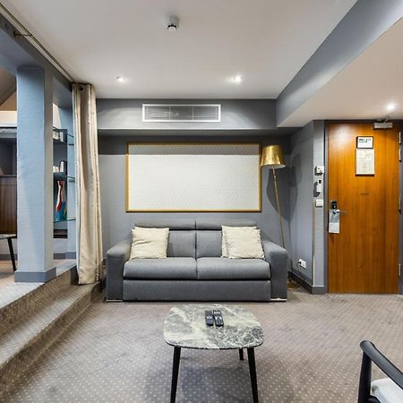 פריז Hotel Le Pera מראה חיצוני תמונה