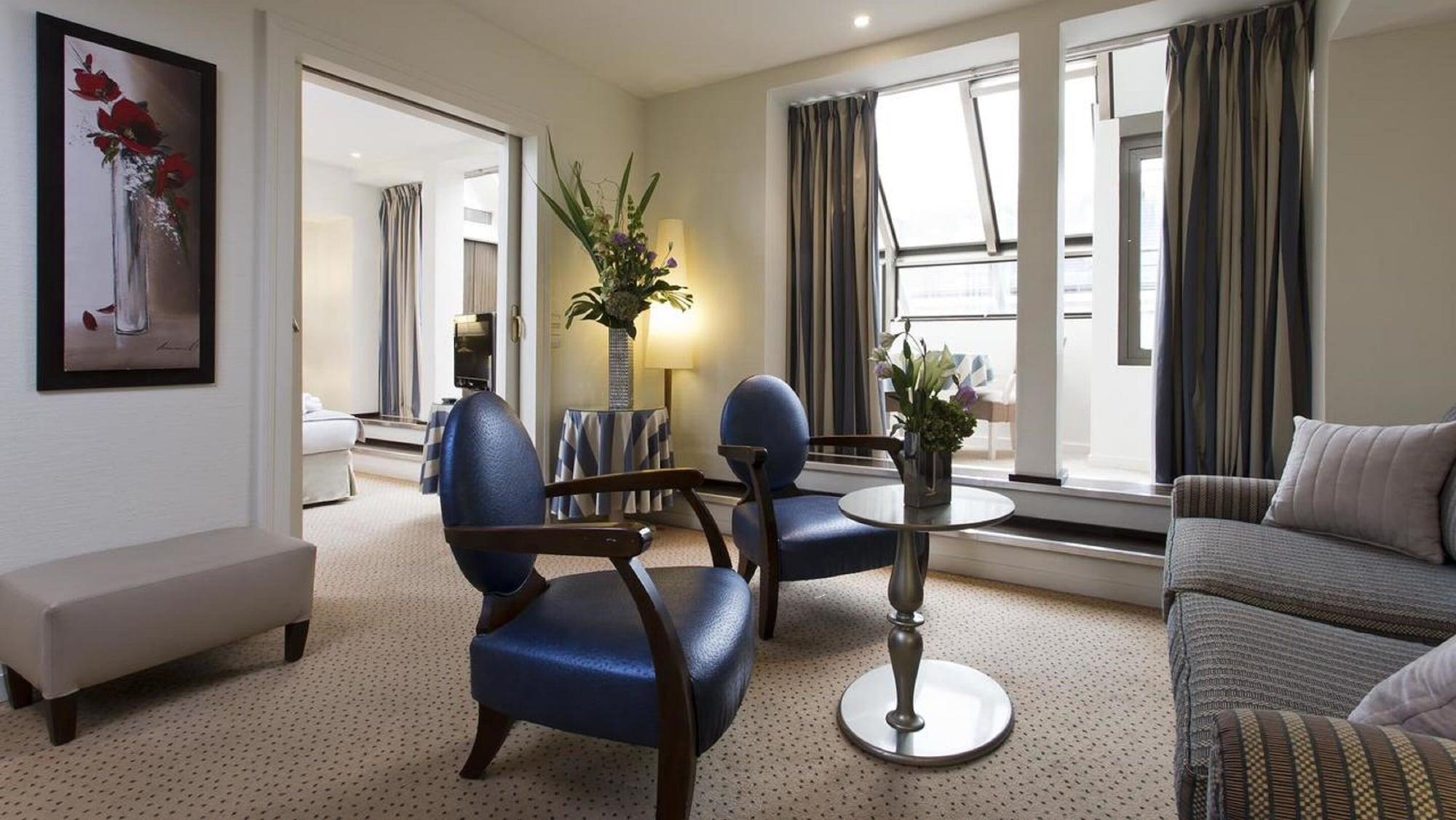 פריז Hotel Le Pera מראה חיצוני תמונה