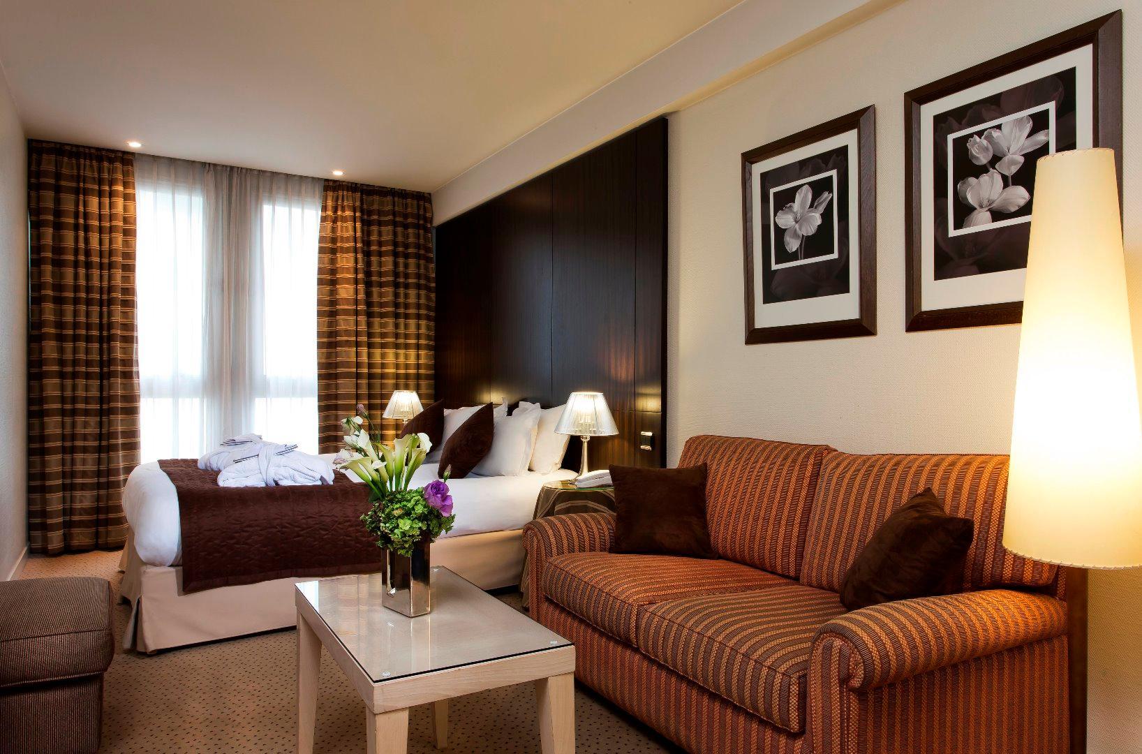 פריז Hotel Le Pera מראה חיצוני תמונה