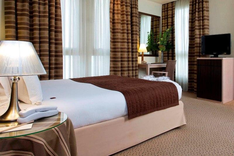 פריז Hotel Le Pera מראה חיצוני תמונה