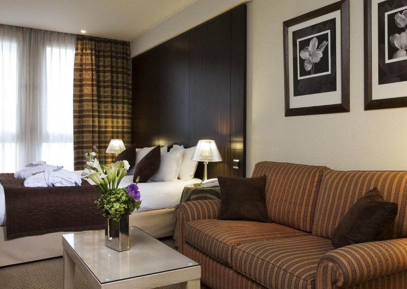 פריז Hotel Le Pera מראה חיצוני תמונה