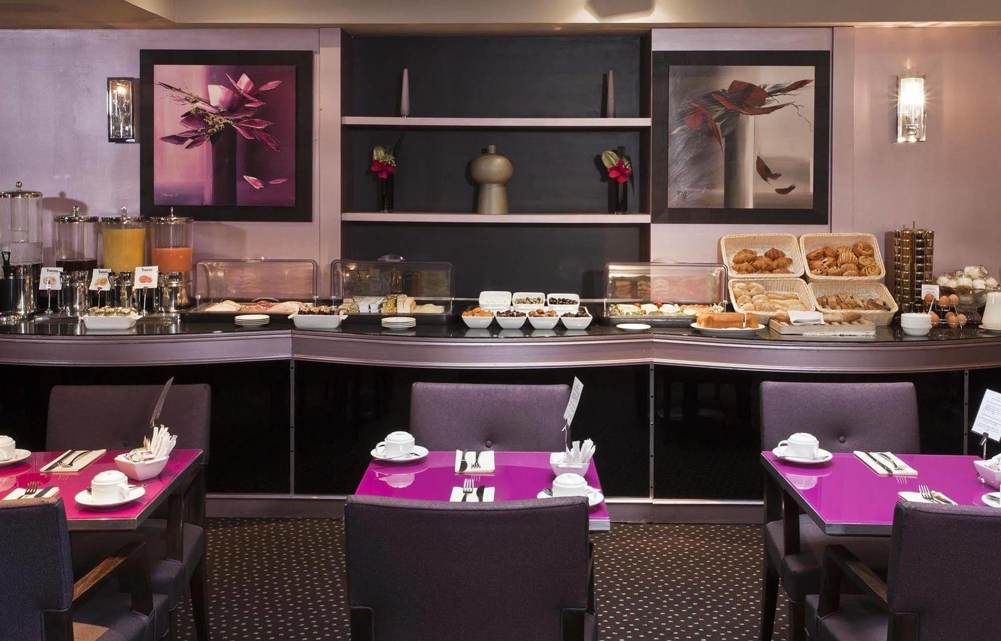 פריז Hotel Le Pera מסעדה תמונה